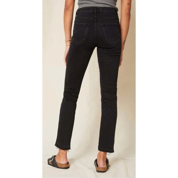 AMO High Rise Straight Leg Cropped Black - Picture 2 of 11